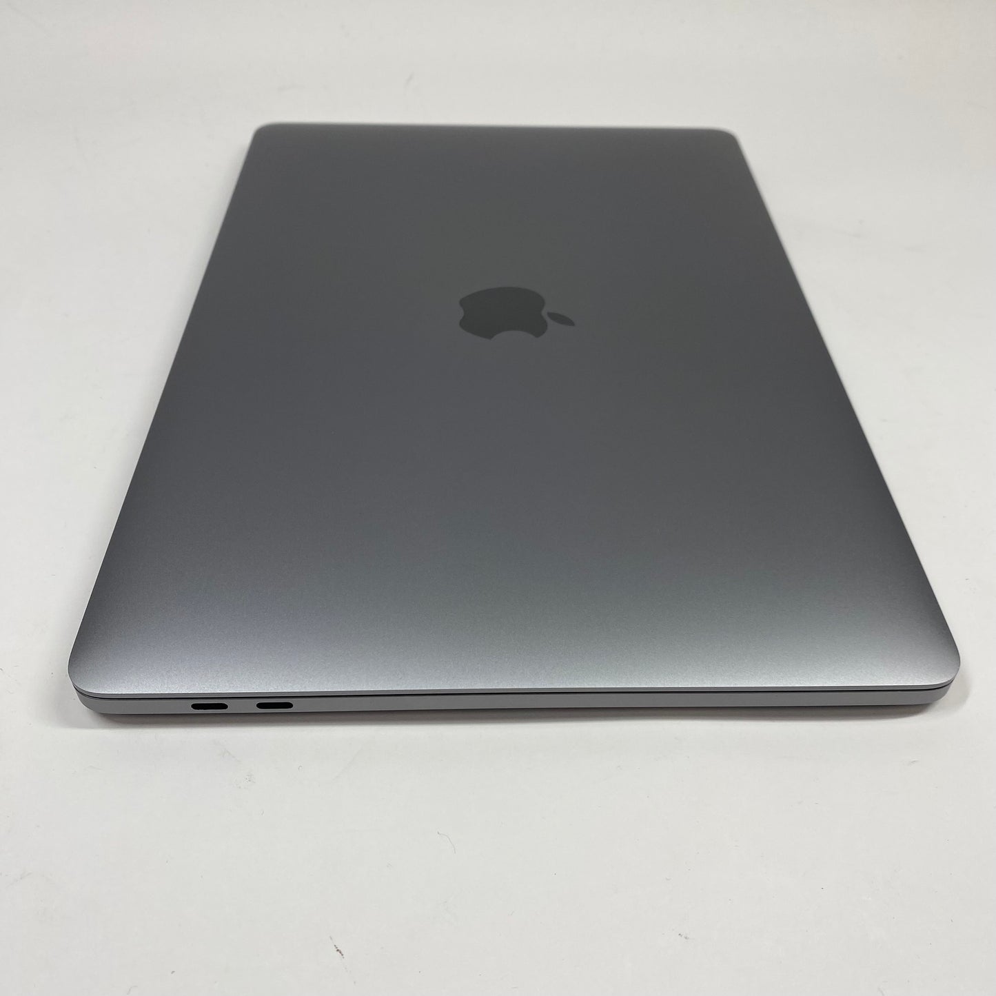 2020 Apple MacBook Pro 13.3" i5 1.4GHz 8GB RAM 256GB SSD Silver A2289