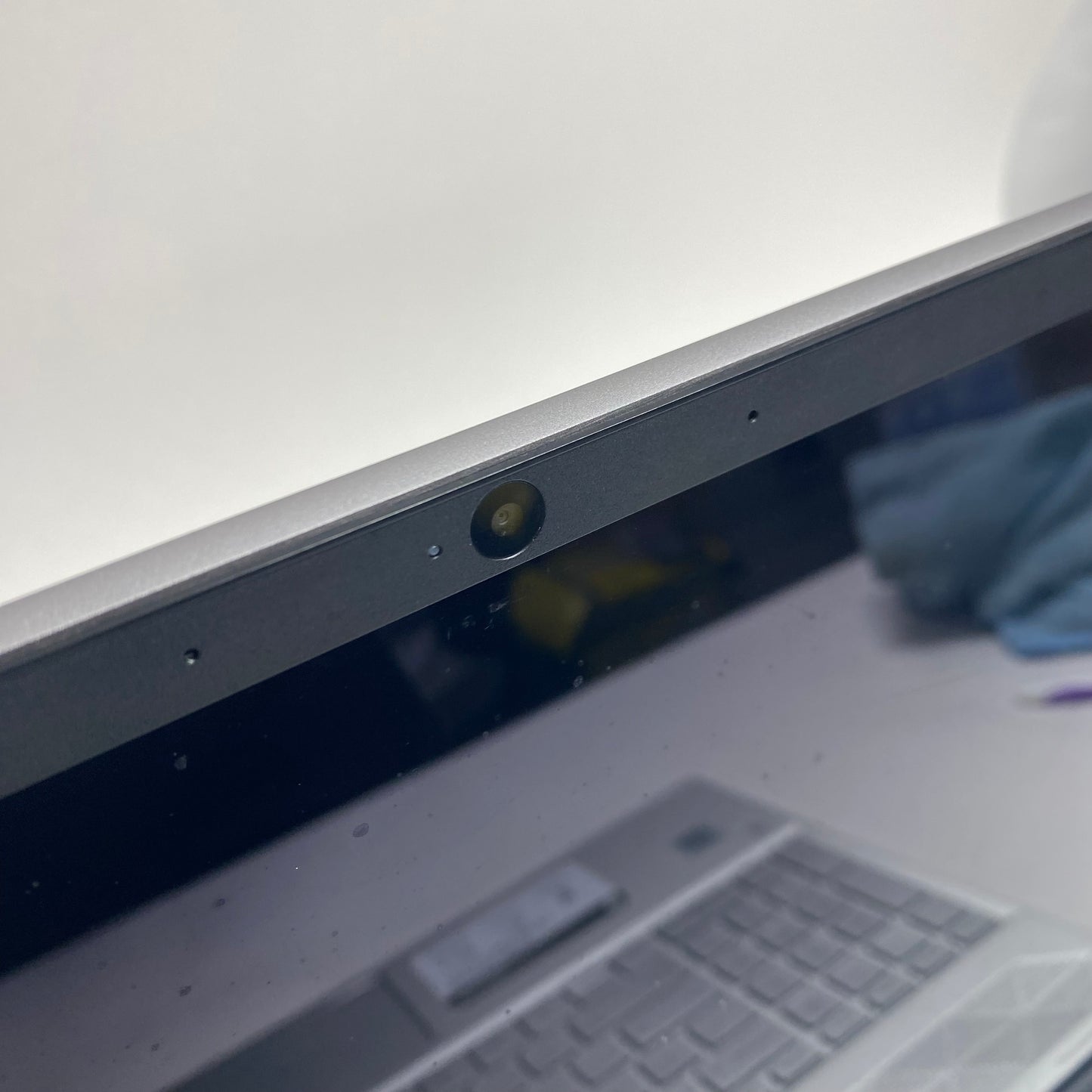 HP Pavilion 15-CS3063CL 14" i5-1035G1 1.0GHz 8GB RAM 256GB SSD