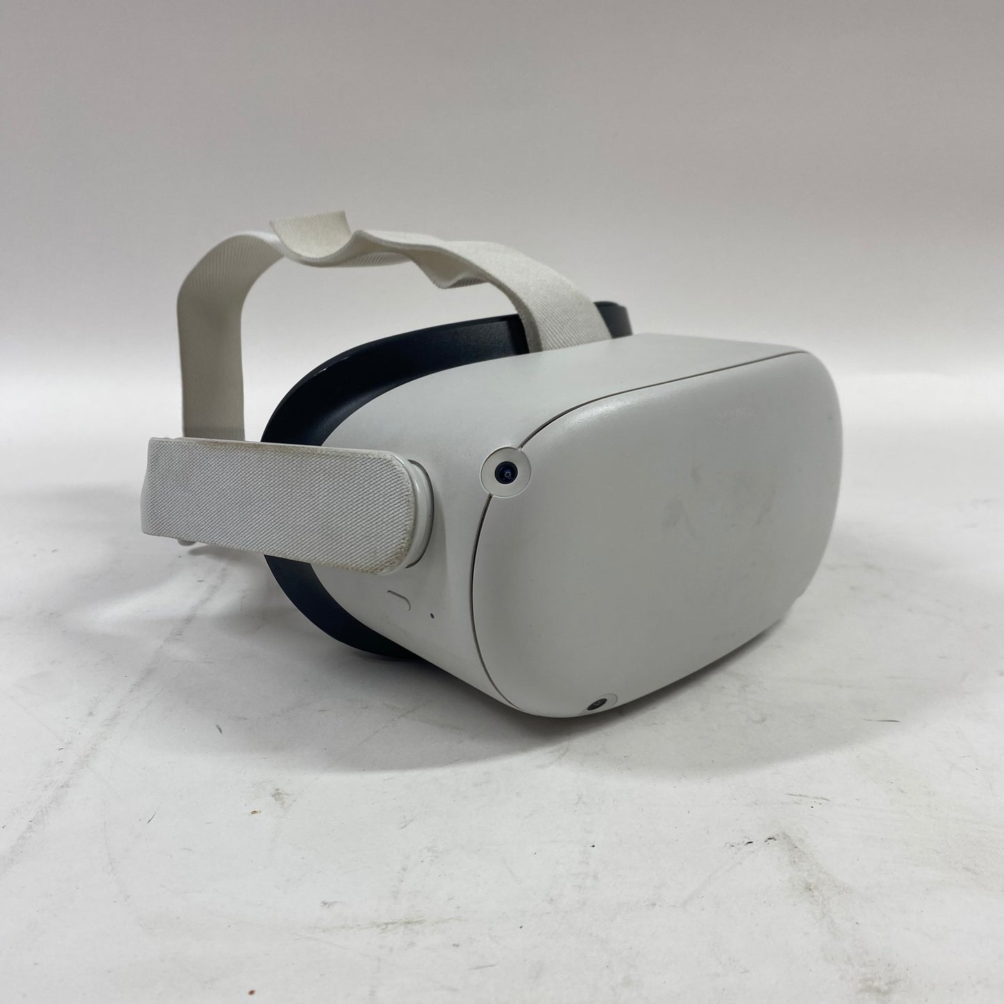 Meta Quest 2 128GB Standalone All-in-One VR Headset KW49CM