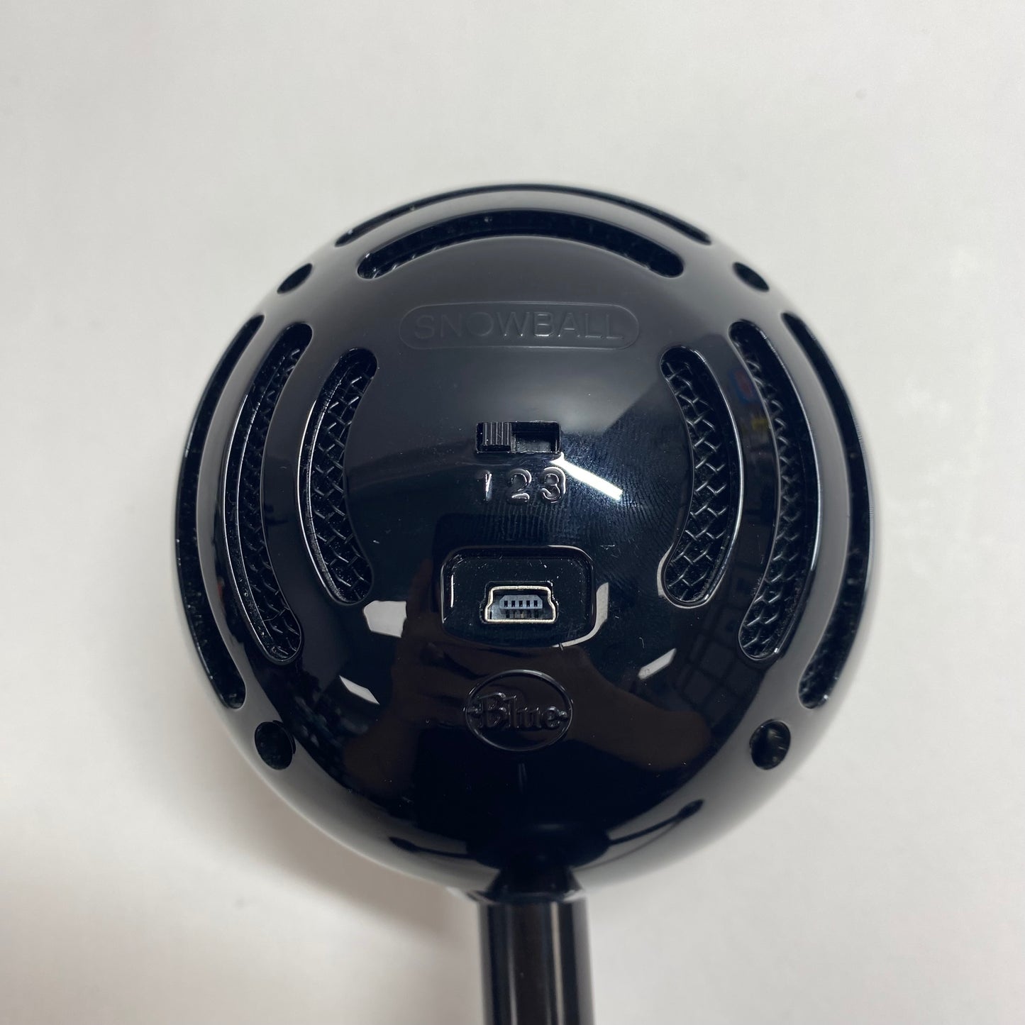 Blue Yeti Snowball Black Microphone A00144