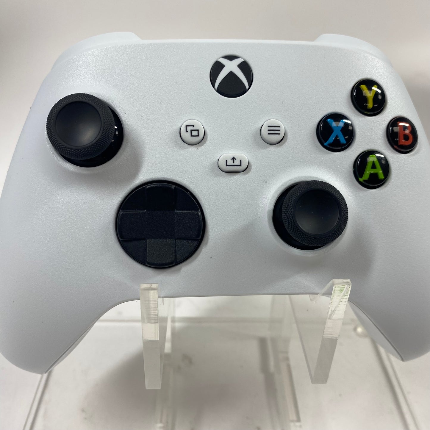 Microsoft Xbox Series X All-Digital 1TB Console Gaming System White 1882
