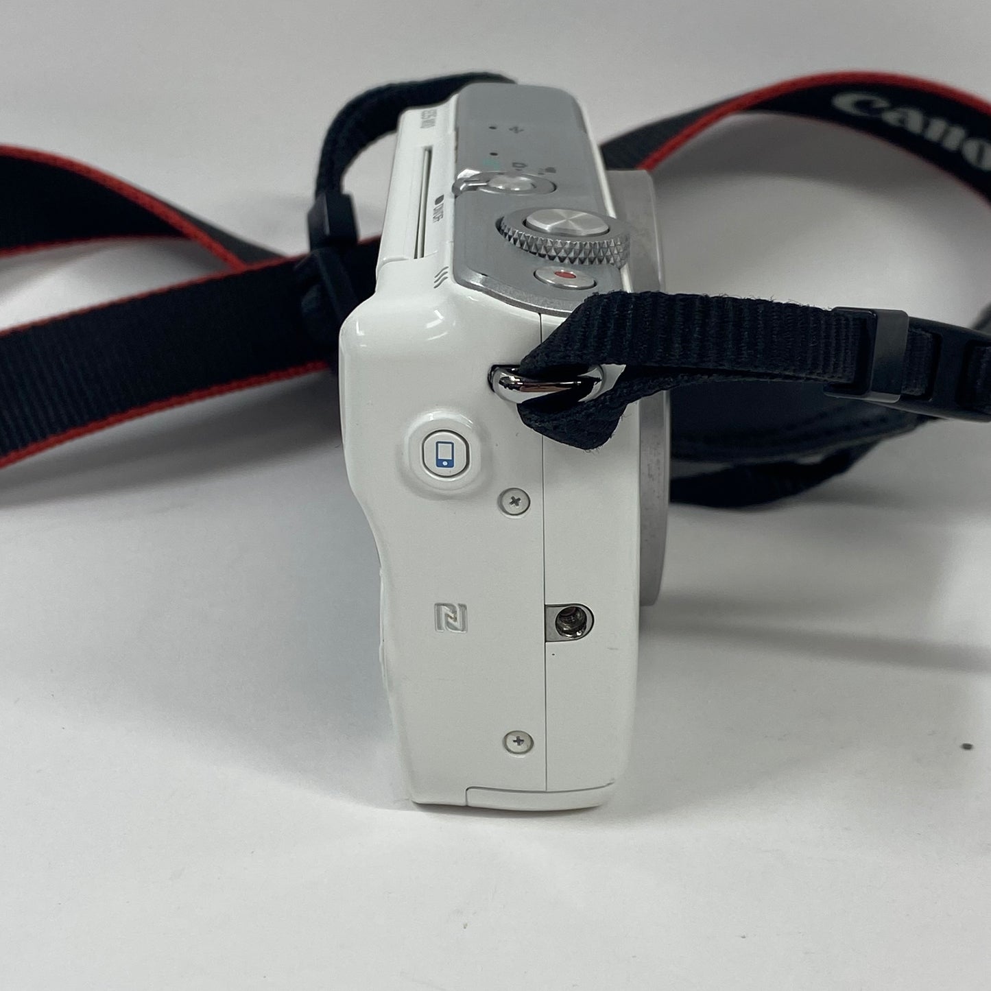 Canon EOS M10