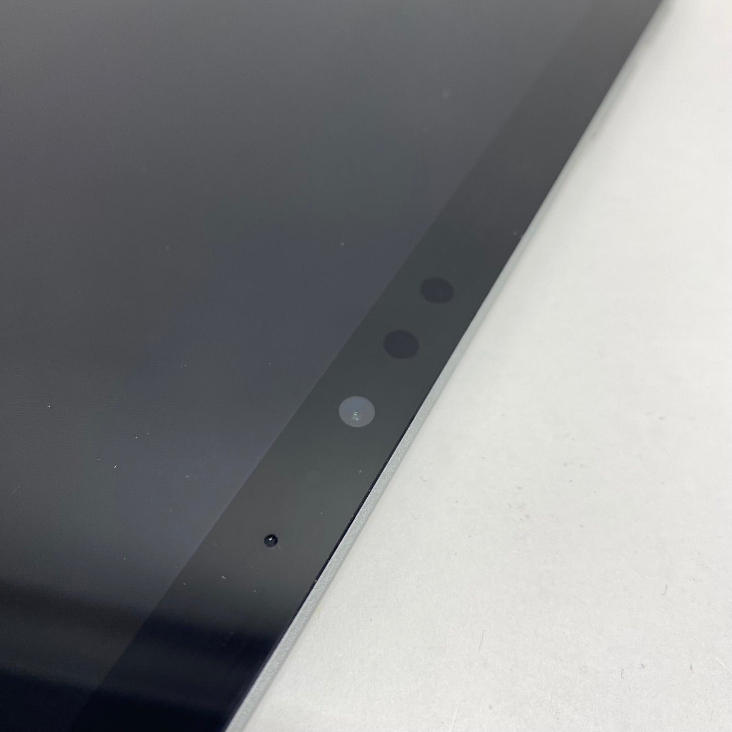 Microsoft Surface Pro 5 1796 12.3" i5-7300U 2.6GHz 8GB RAM 256GB SSD