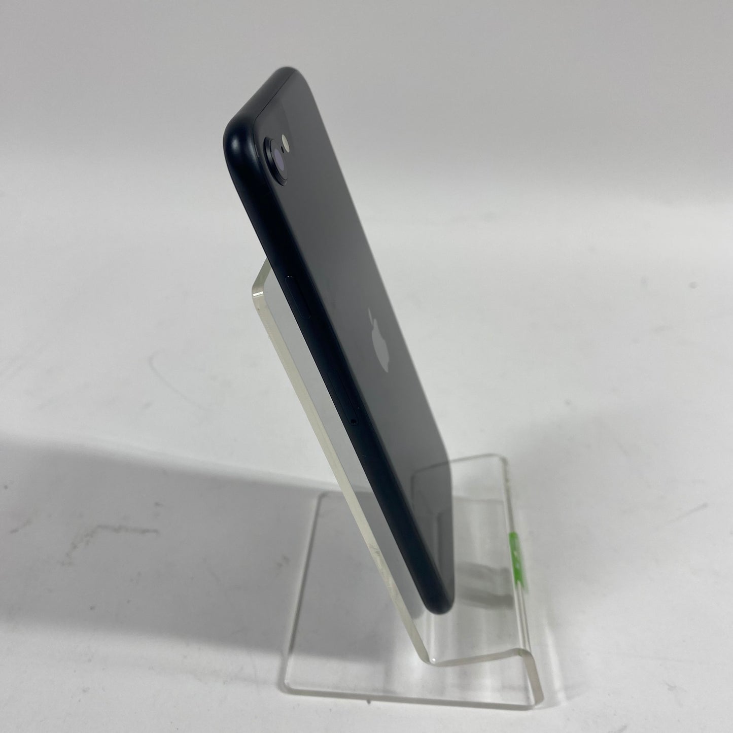 Unlocked Apple iPhone SE 64GB BLACK