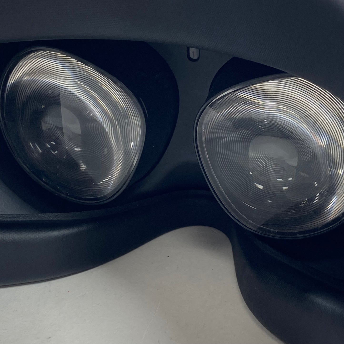 Meta Quest 2 128GB Standalone All-in-One VR Headset KW49CM