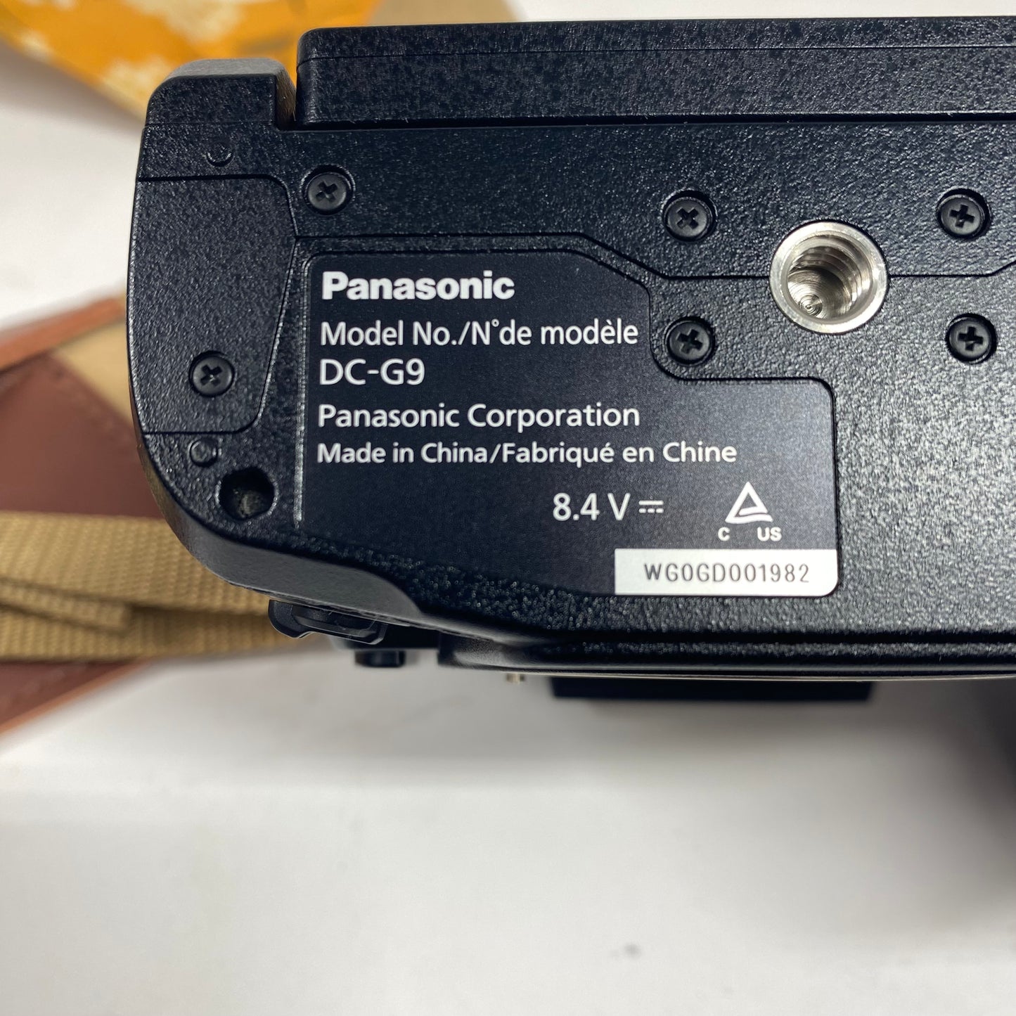 Panasonic DC-G9 DC-G9KBODY 20.3MP Mirrorless Camera 124 Shutter Count