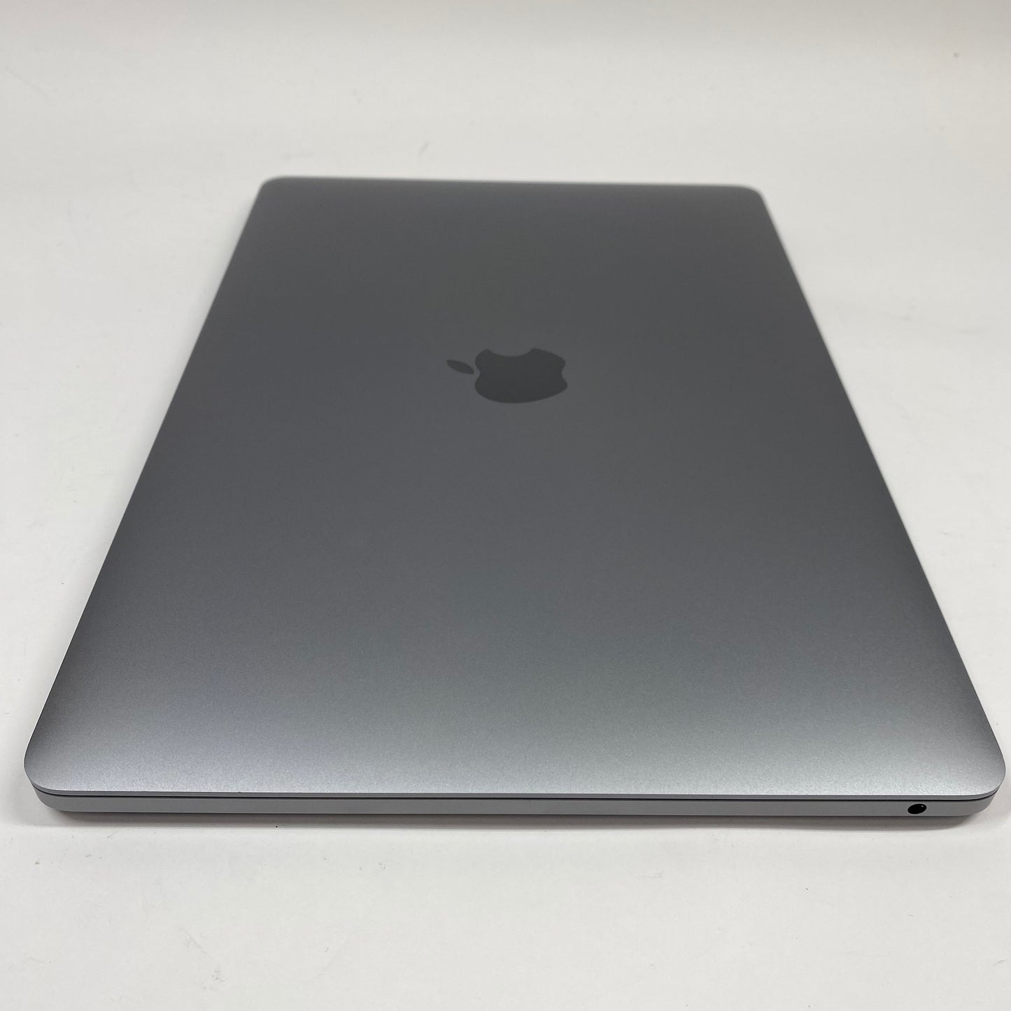 2020 Apple MacBook Pro 13.3" i5 1.4GHz 8GB RAM 256GB SSD Silver A2289