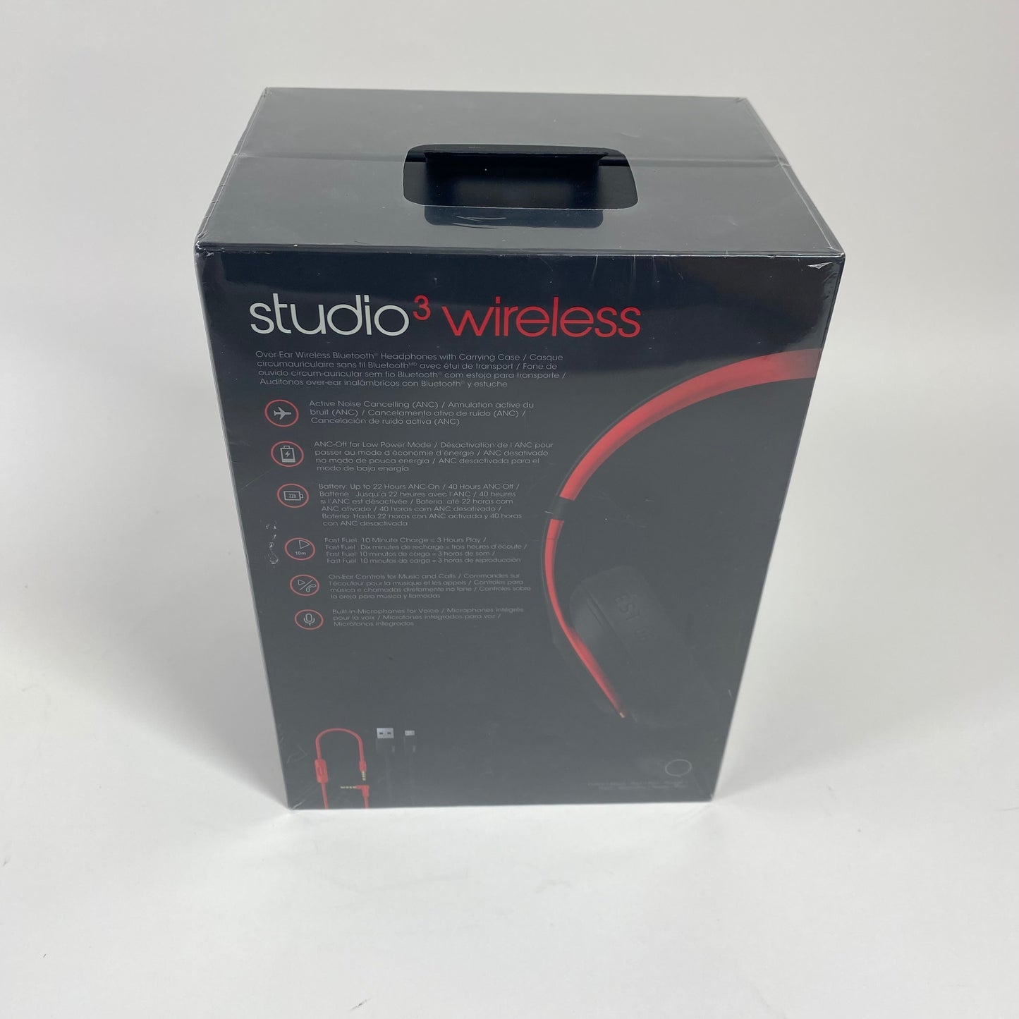 New Beats Studio3 Wireless Over-Ear Bluetooth Headphones Black/Red MX422LL/A