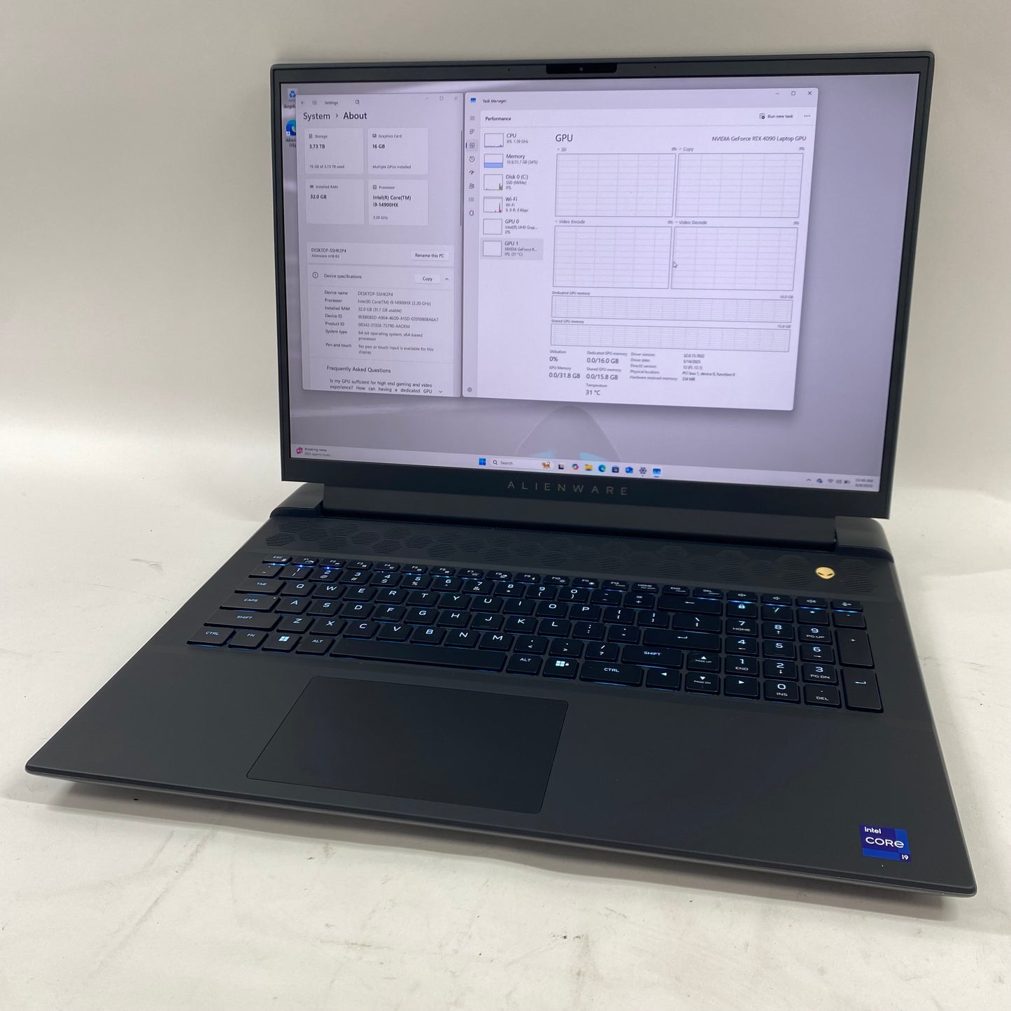 Alienware M18 R2 P51E 18" I9-14900HX 32GB RAM 4TB SSD NVIDIA GeForce RTX 4090