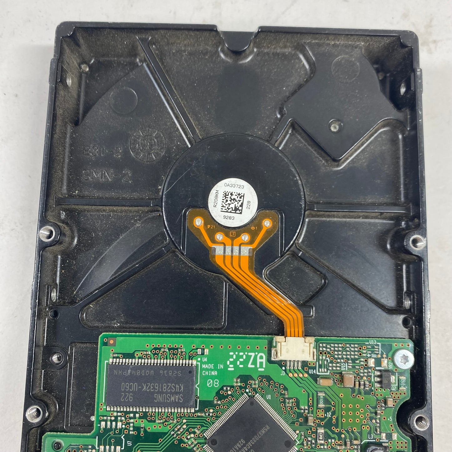 Hitachi 2.5" DeskStar 500GB SATA III 6Gbps HDD 0A35415BA28310C98