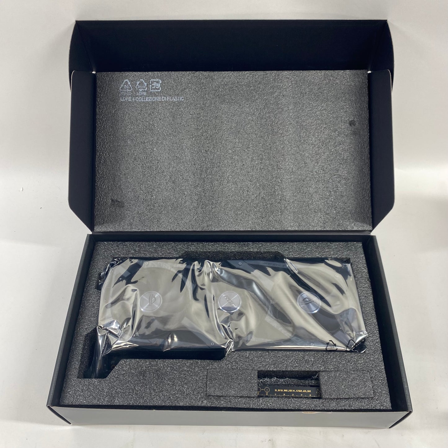 ASUS GeForce RTX 3090 24GB GDDR6X Graphics Card ROG-STRIX-RTX3090-O24G-GAMING