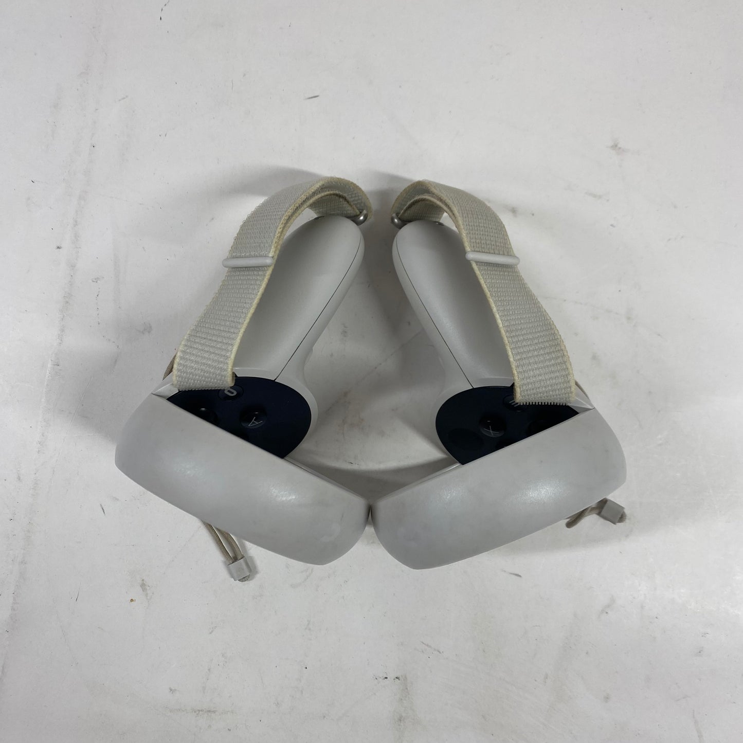 Meta Quest 2 128GB Standalone All-in-One VR Headset KW49CM