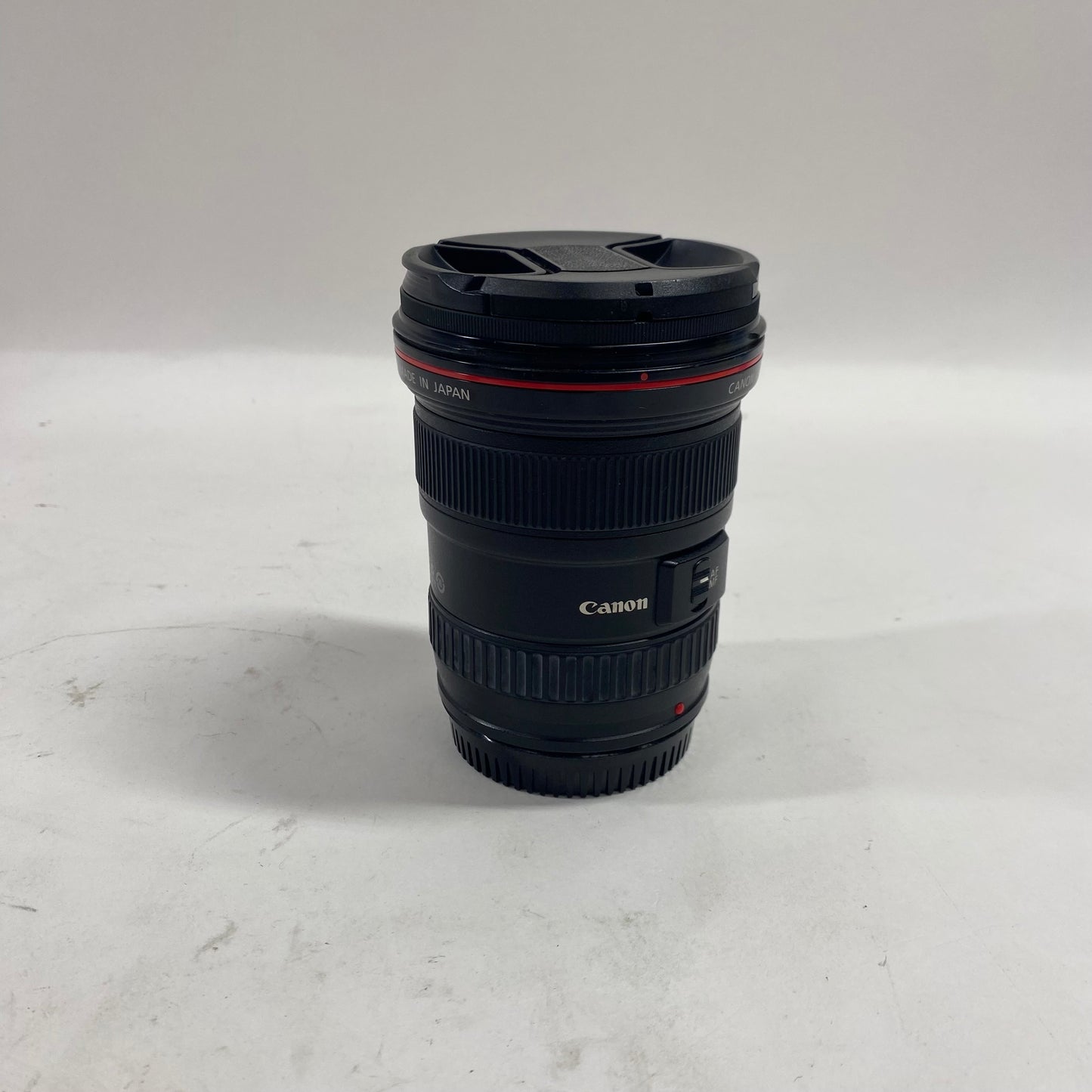 Canon EF 17-40mm F/4 L USM 17-40mm F/4 L USM
