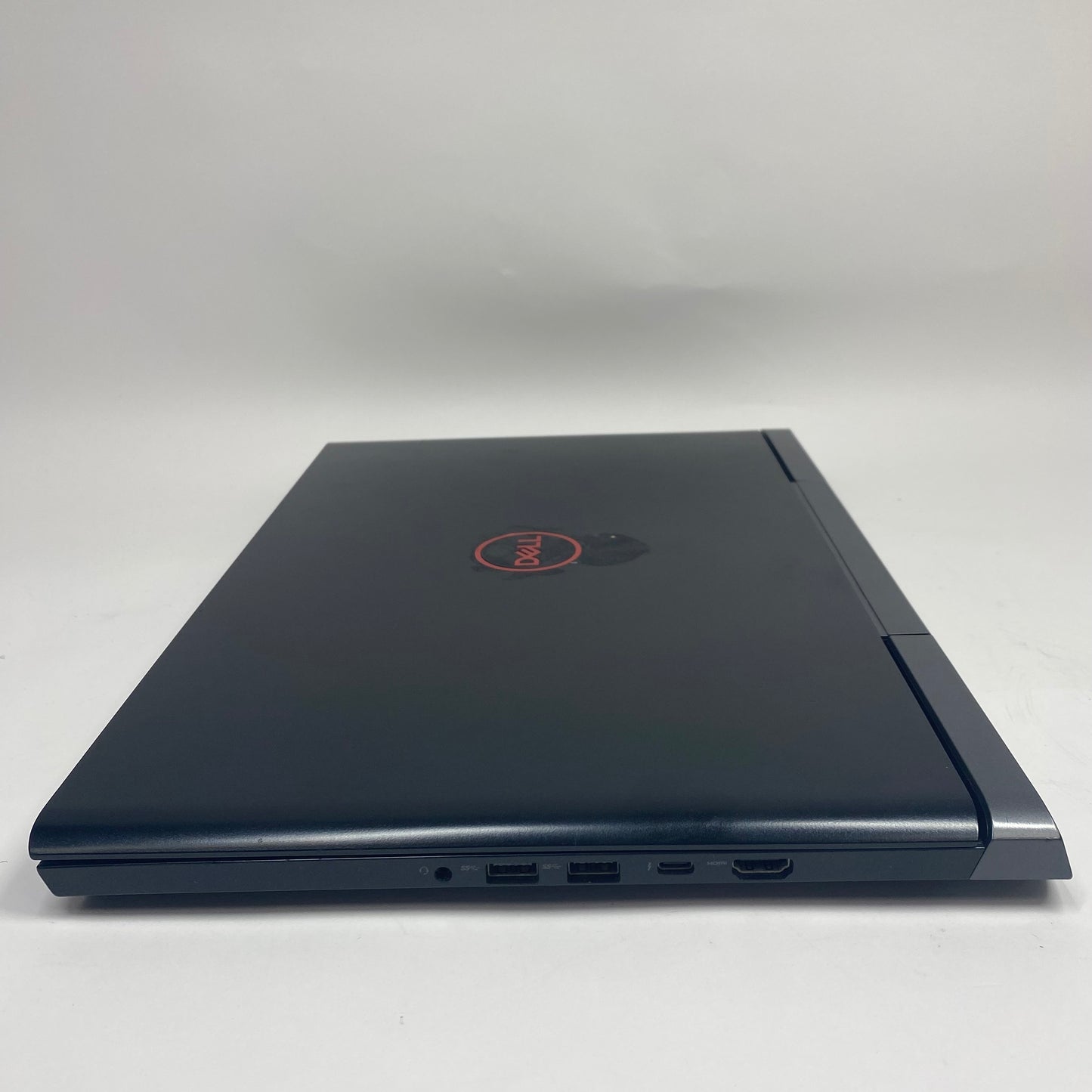 Broken Dell Inspiron 7577 15.6" i5 2.5GHz 24GB RAM 256GB GeForce GTX 1060 *READ*