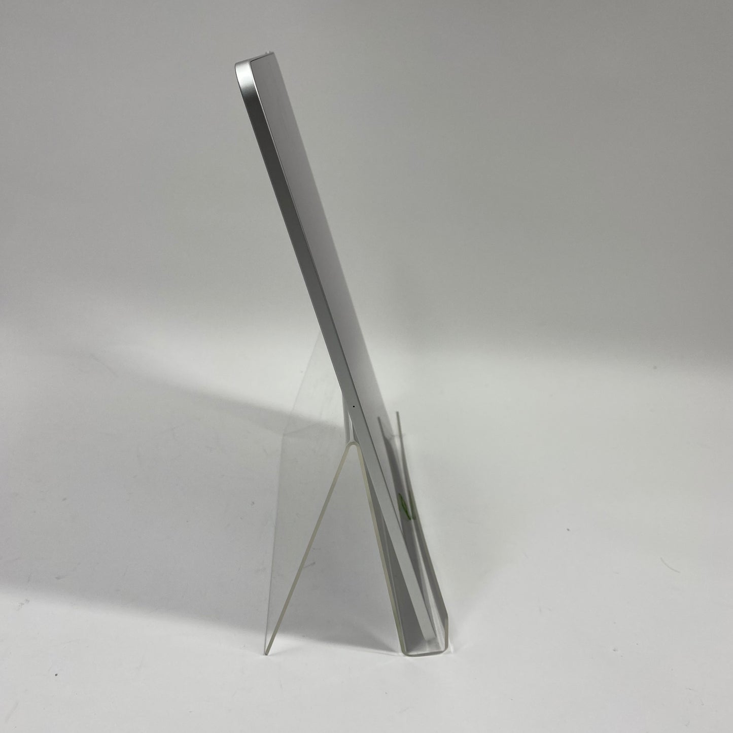 WiFi Only Apple iPad Pro 12.9" 3rd Gen 512GB 18.0 SILVER MTFQ2LL/A