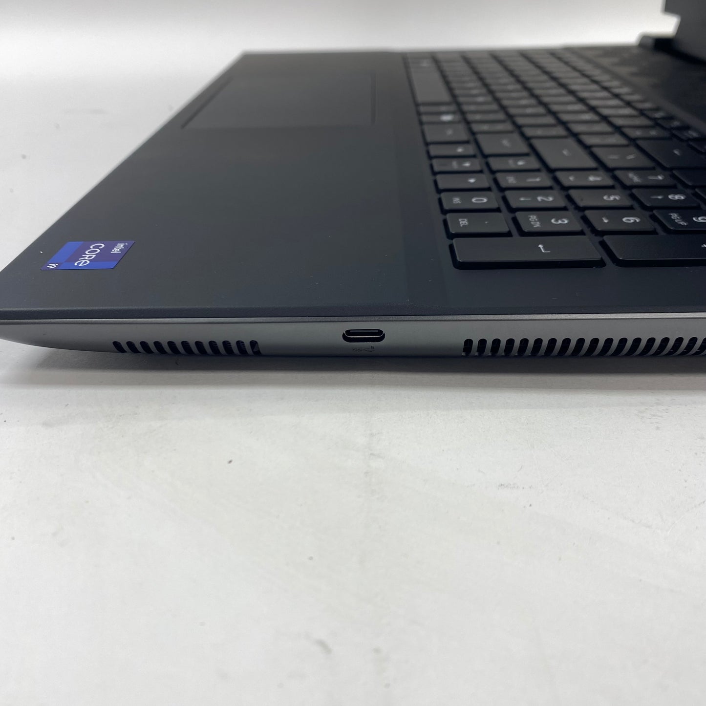 Alienware M18 R2 P51E 18" I9-14900HX 32GB RAM 4TB SSD NVIDIA GeForce RTX 4090