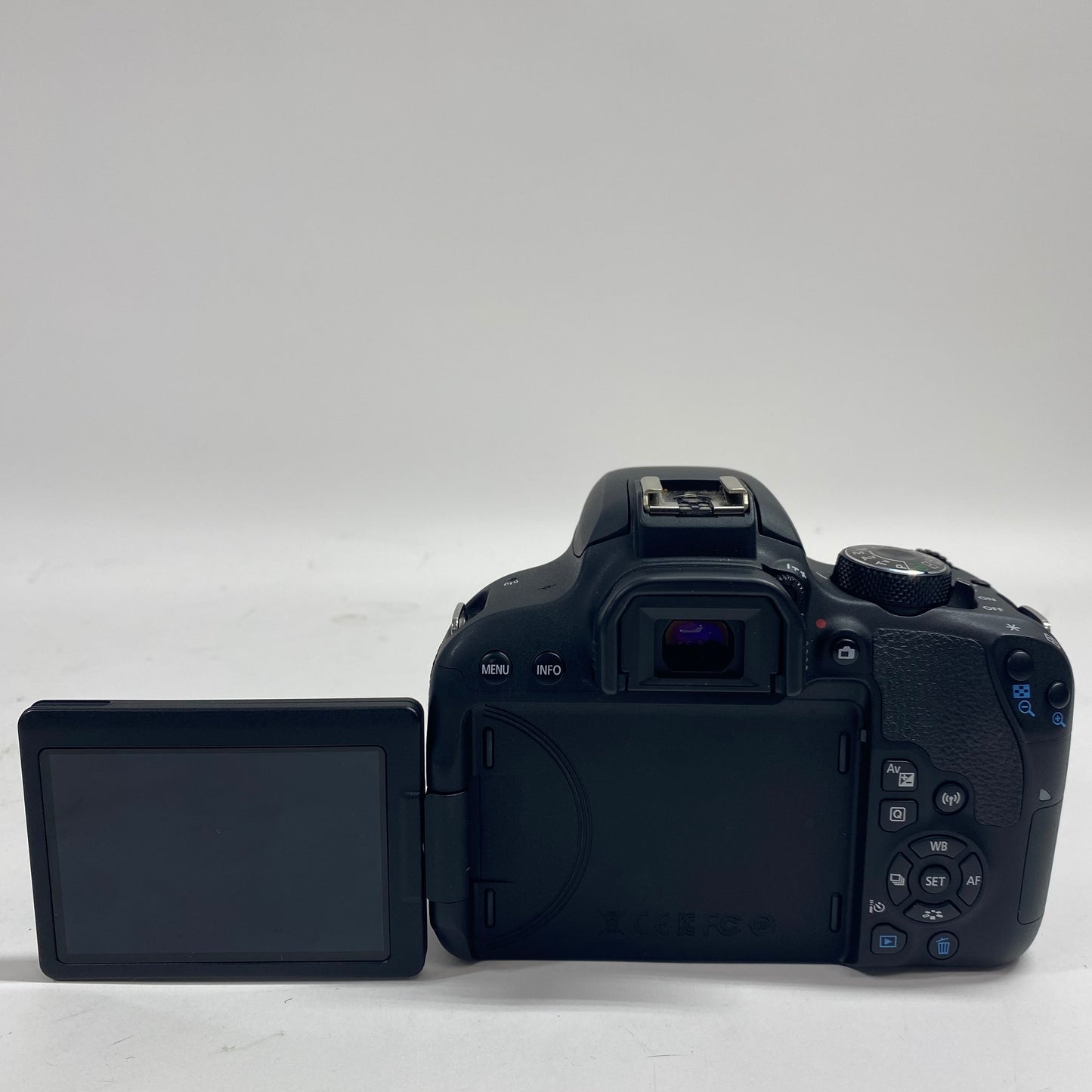 Canon EOS 800D 24.2MP Digital SLR With Accessories d Carrying Bag