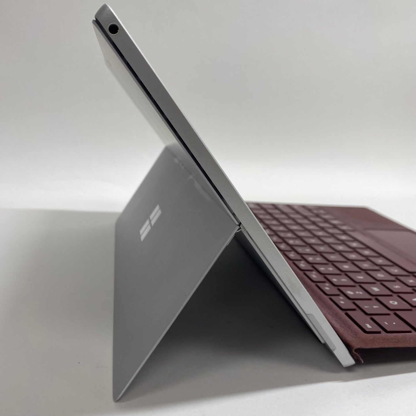 Microsoft Surface Pro 5 1796 12.3" i5-7300U 2.6GHz 8GB RAM 256GB SSD