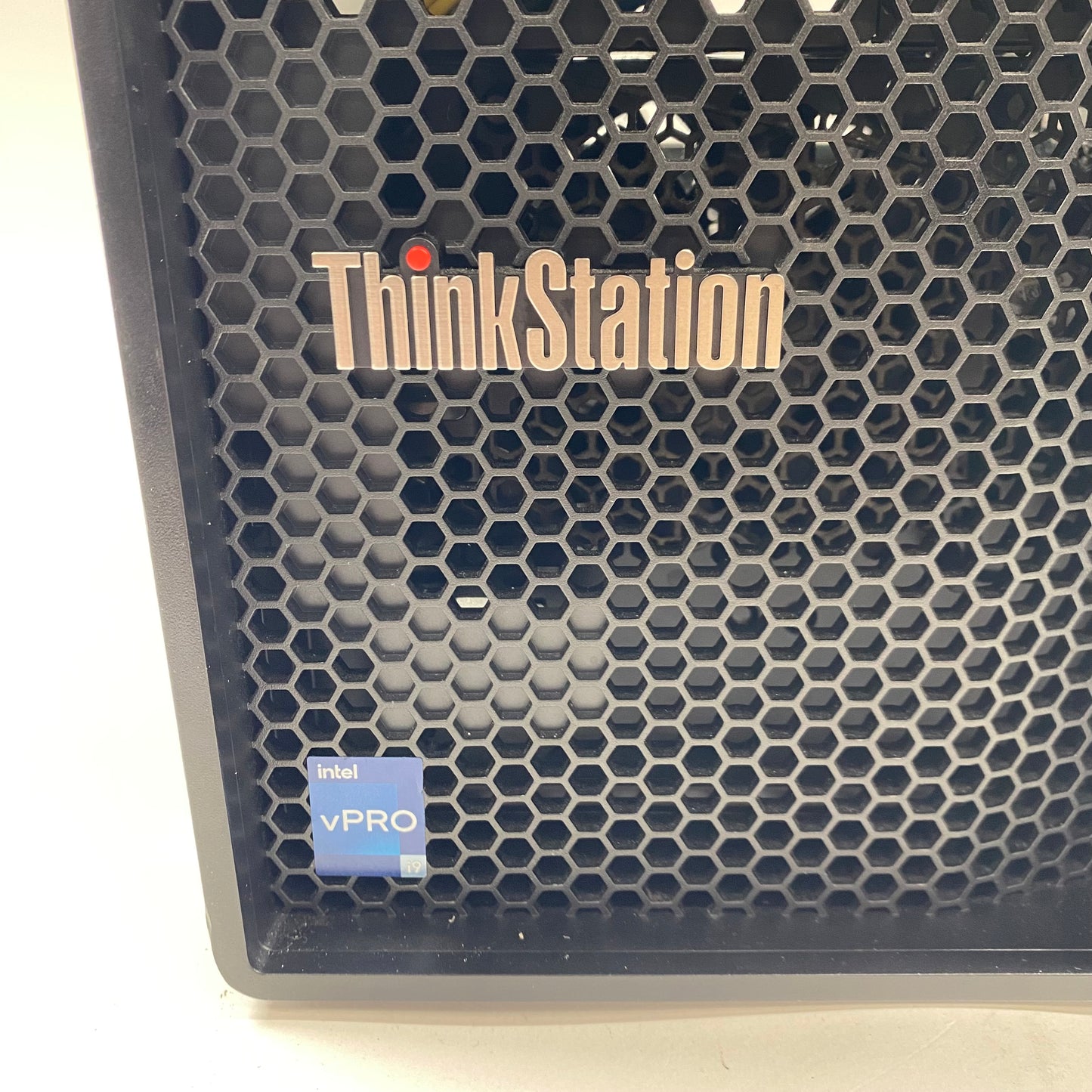 Lenovo Thinkstation P360 P360 32GB RAM 500GB HDD Nvidia Quadro P620