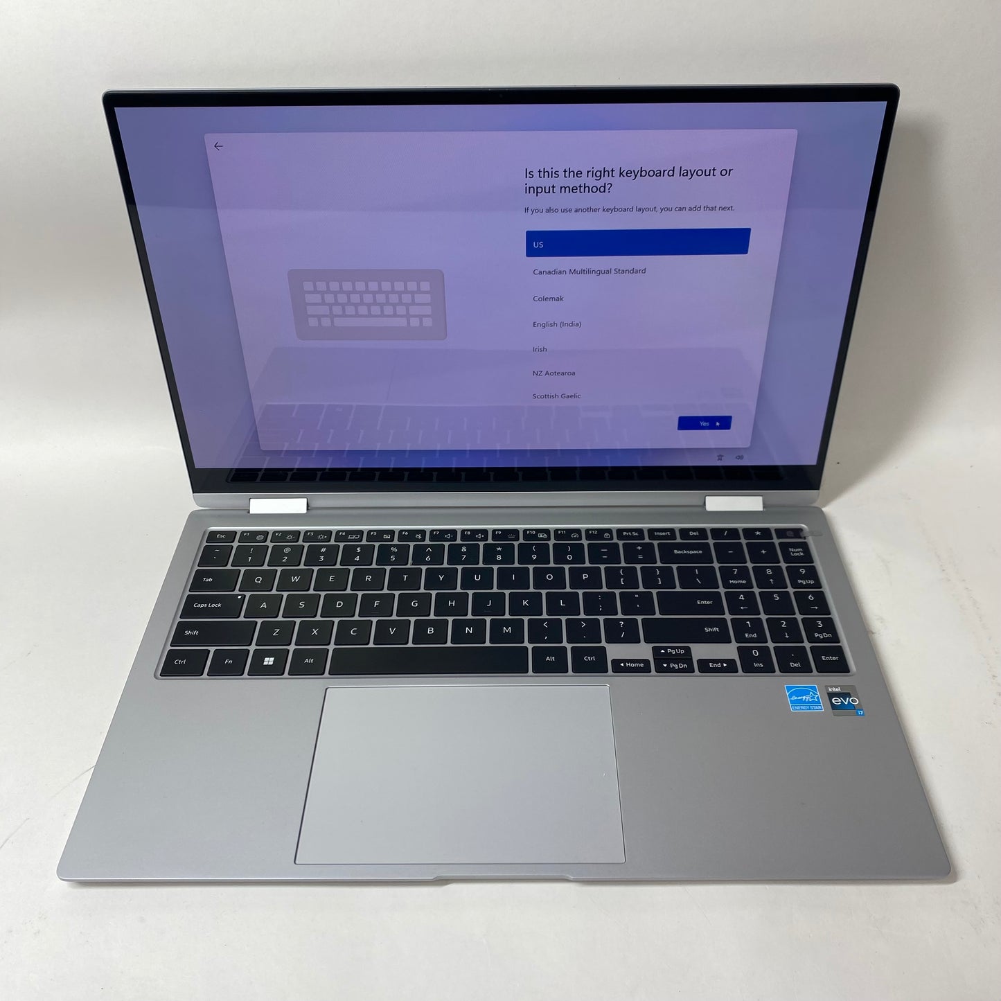 Samsung Galaxy Book2 Pro 360 NP950QED 16" i7-1260P 2.1GHz 16GB RAM 1TB SSD