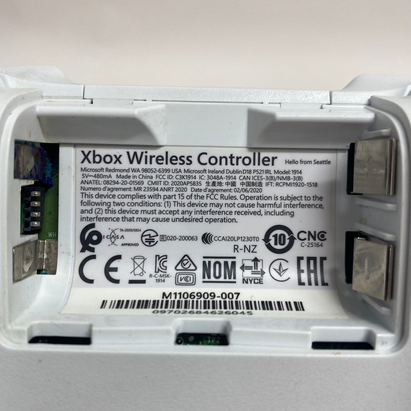 Microsoft Xbox Series X|S Wireless Controller Black/White 1914