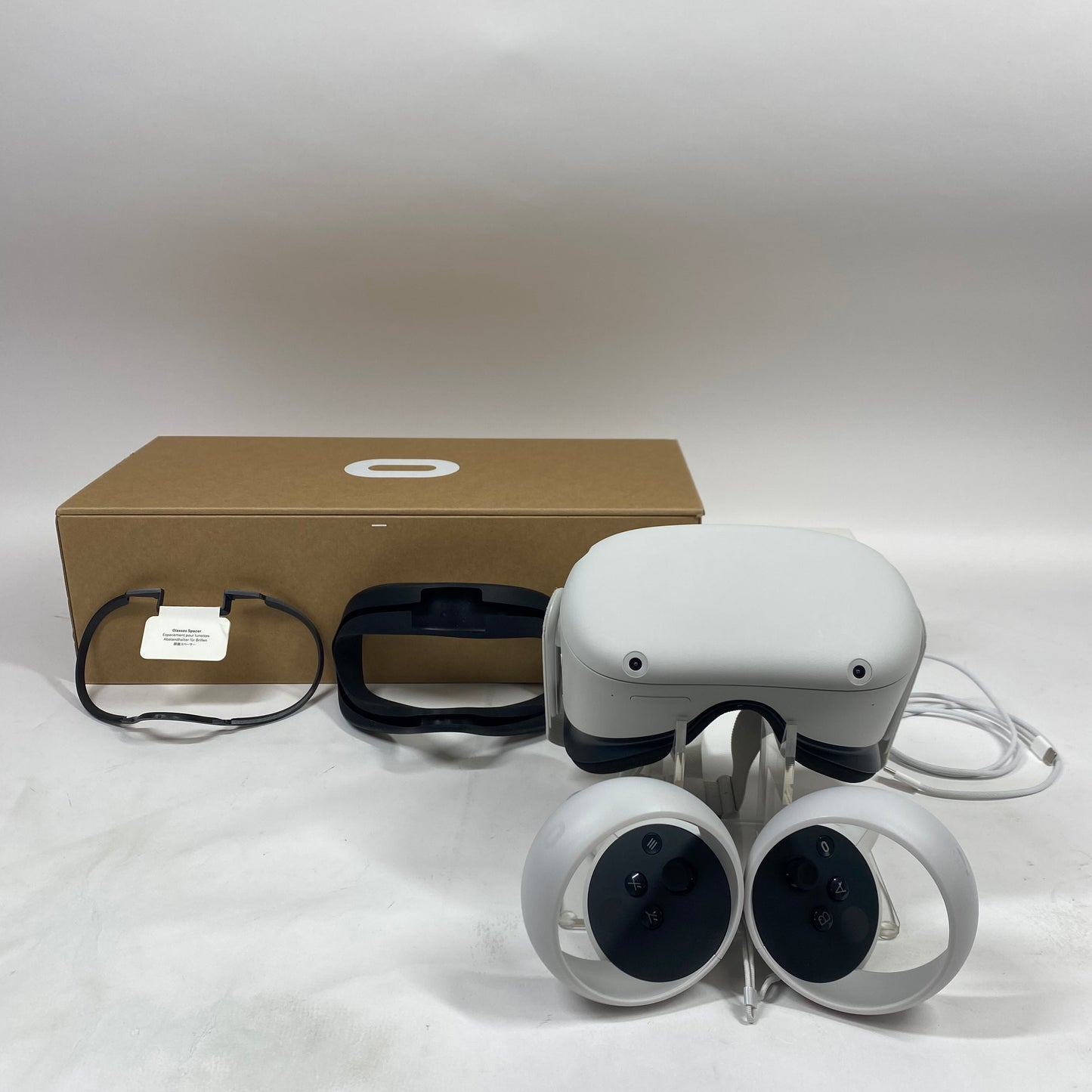 Oculus Quest 2 128GB VR System KW49CM