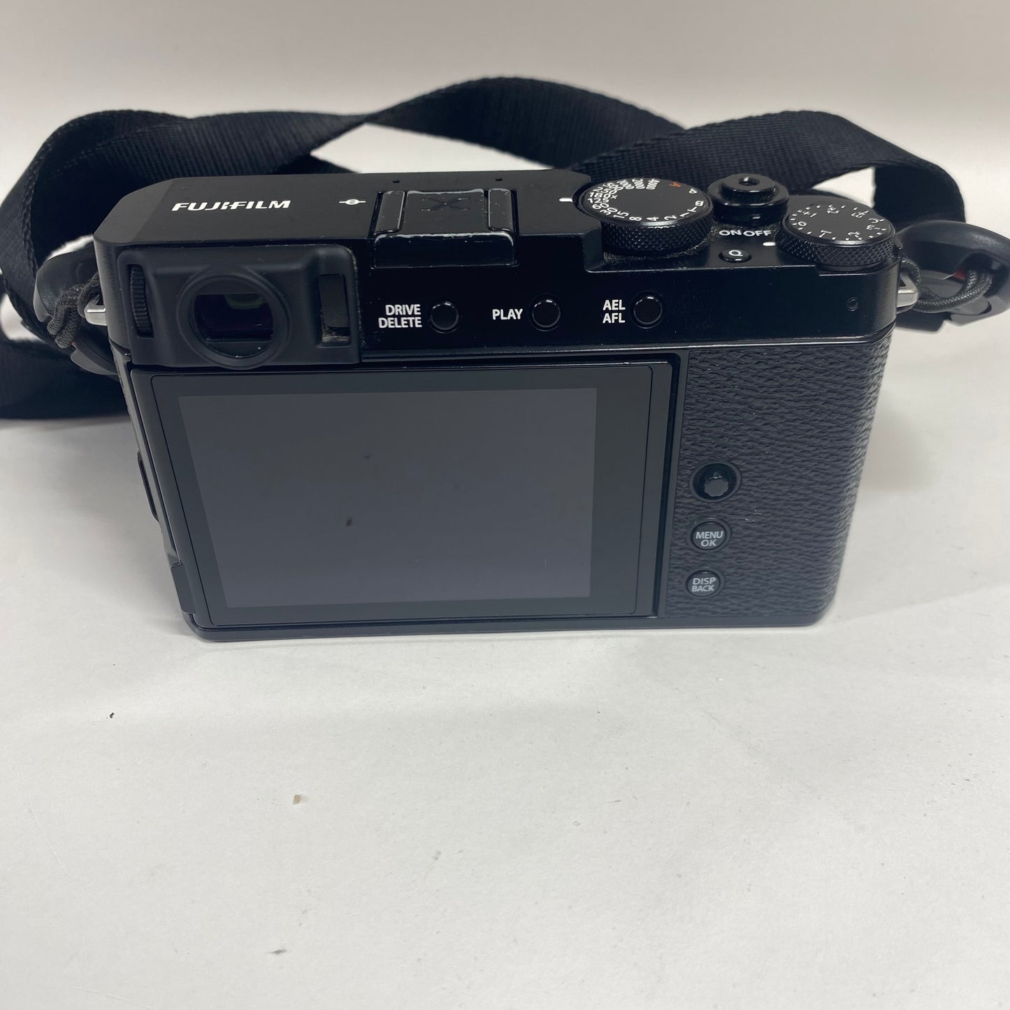 Fujifilm X-E4 FF200002 26.1MP rangefinder-style mirrorless camera