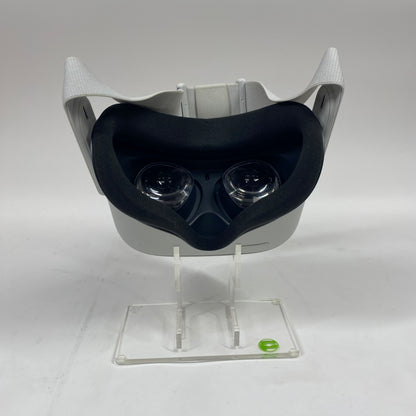 Oculus Quest 2 128GB VR System KW49CM