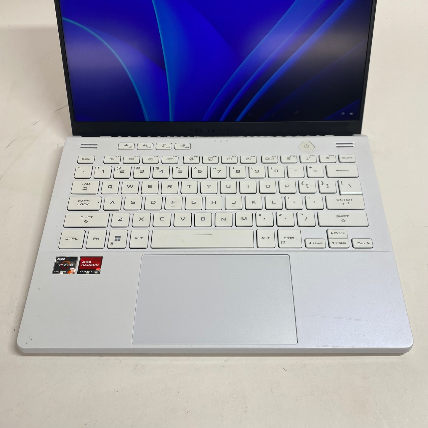 Asus ROG Zephyrus G14 GA402R Ryzen 9 6900HS 16GB RAM 1TB SSD Radeon RX 6700S