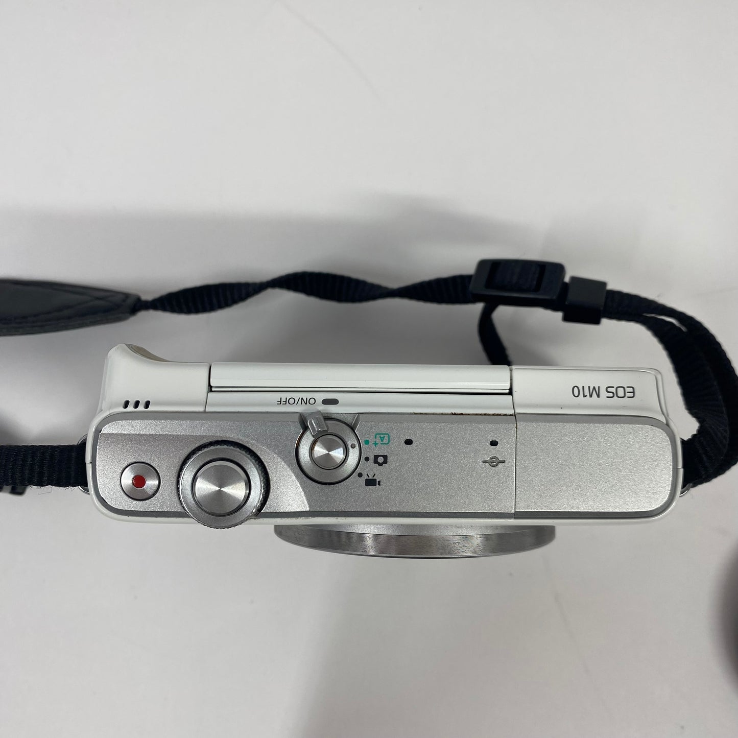 Canon EOS M10