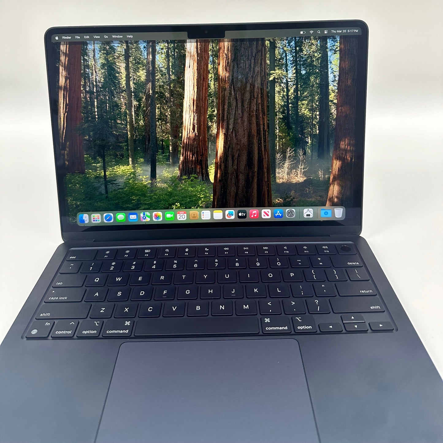 2022 Apple MacBook Air 13.6" M2 8C GPU 3.5GHz 8GB RAM 256GB SSD A2681