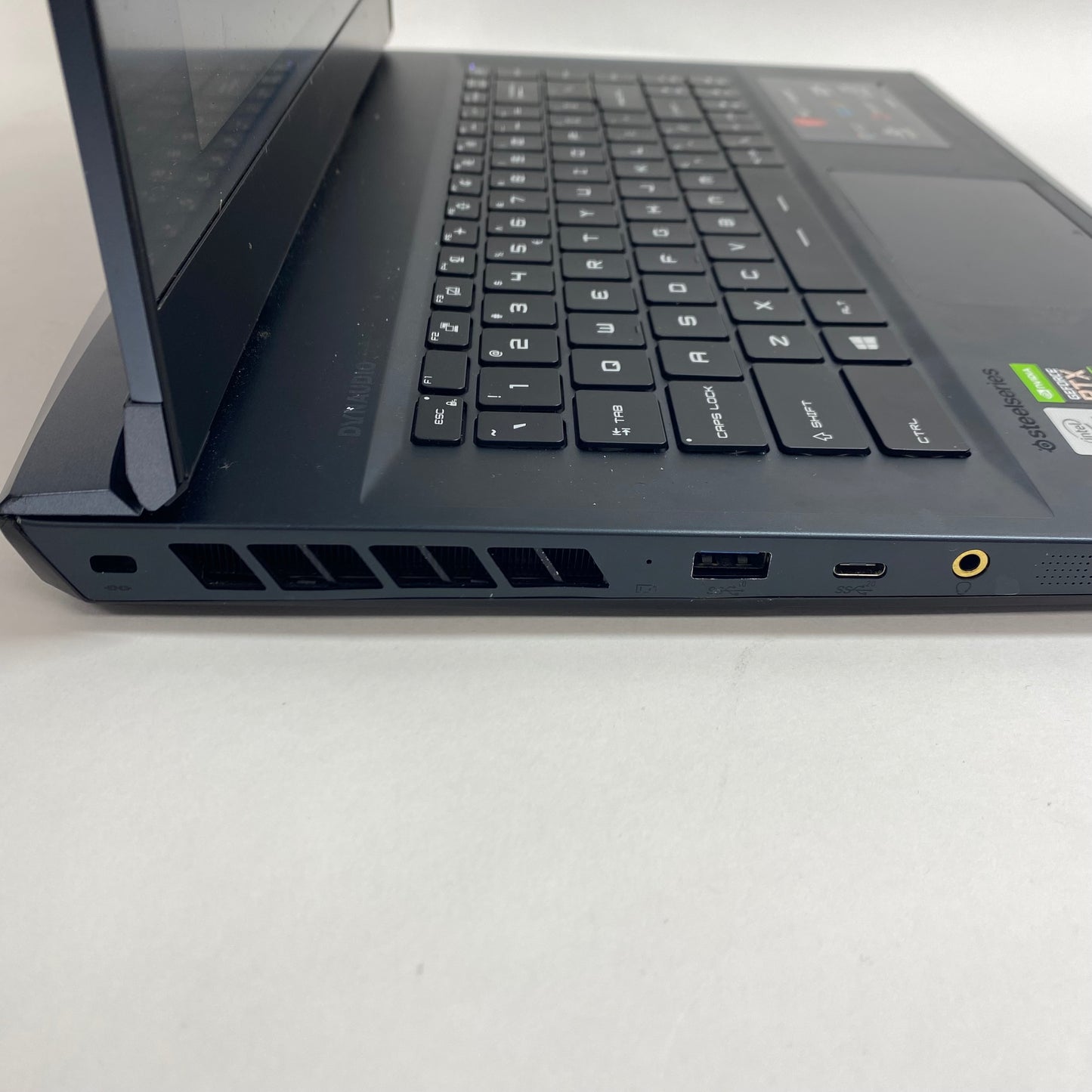 MSI Raider GE66 MS-1541 15.6" i7-10750H 2.6GHz 16GB RAM 1TB SSD GeForce RTX 2070