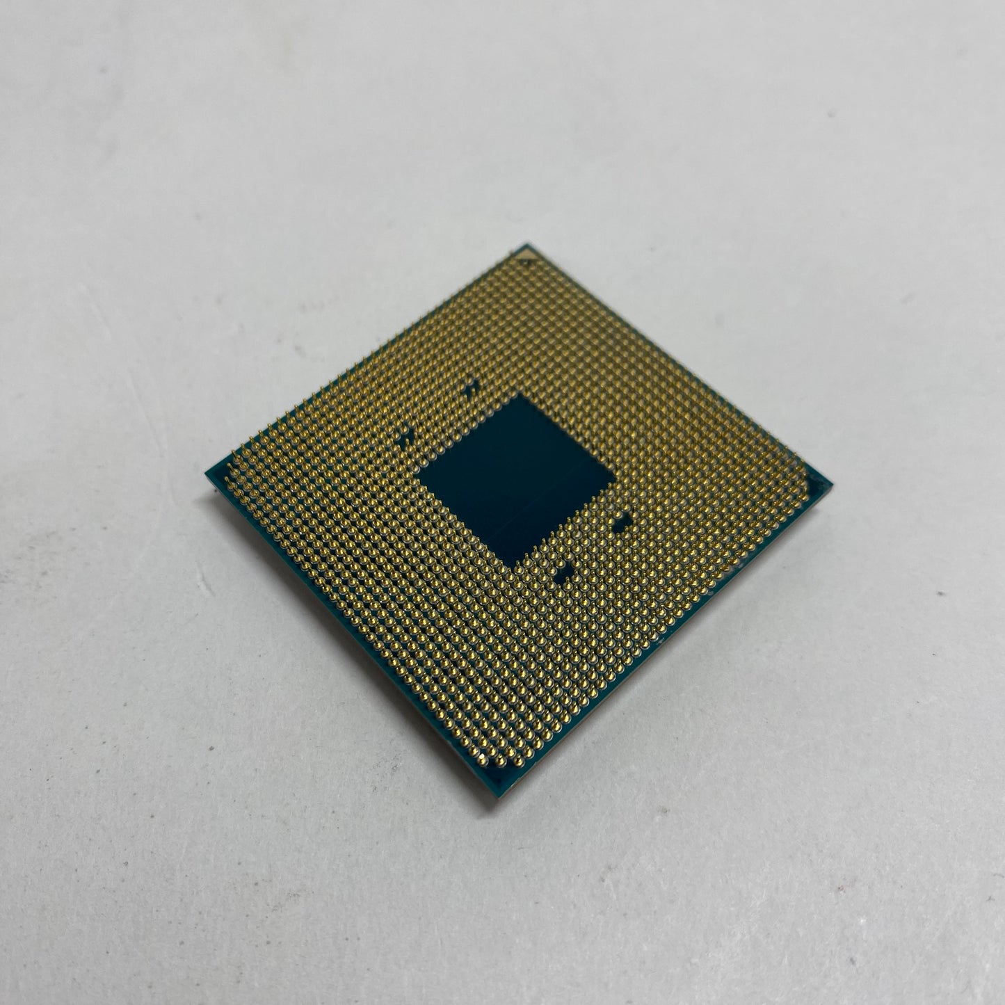 AMD Ryzen 7 3700X 3.60GHz 8 Core 100-000000071 16 Thread AM4