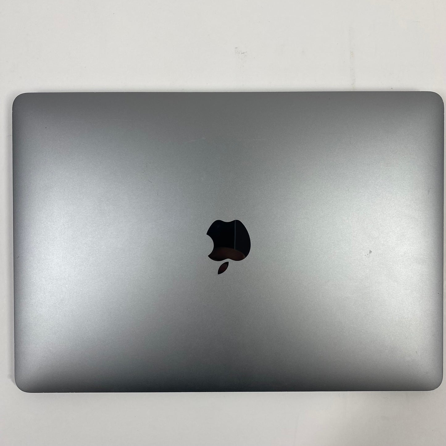 2020 Apple MacBook Air 13.3" M1 3.2GHz 8GB RAM 512GB SSD Space Gray A2337