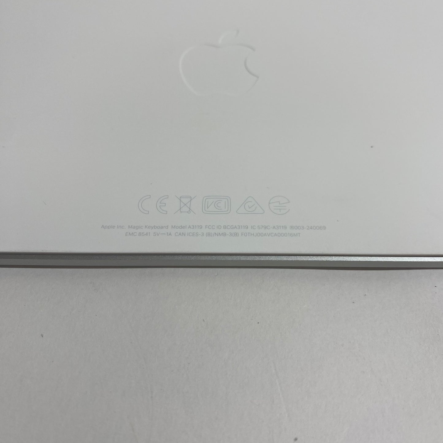 Apple Smart Keyboard Silver A3119
