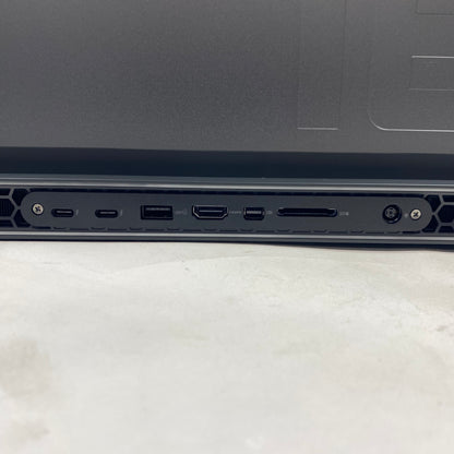 Alienware M18 R2 P51E 18" I9-14900HX 32GB RAM 4TB SSD NVIDIA GeForce RTX 4090