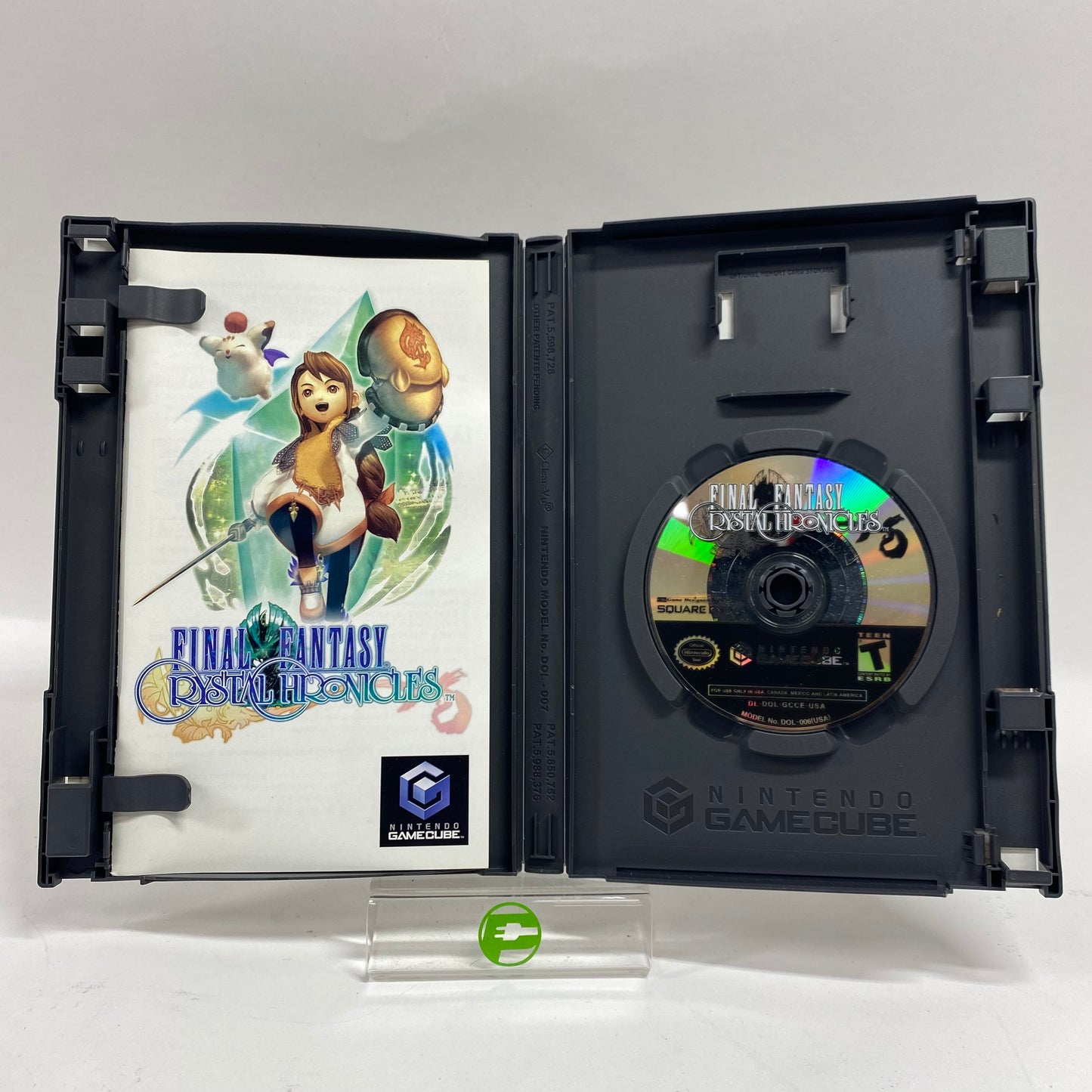 Final Fantasy Crystal Chronicles (Nintendo GameCube, 2004)