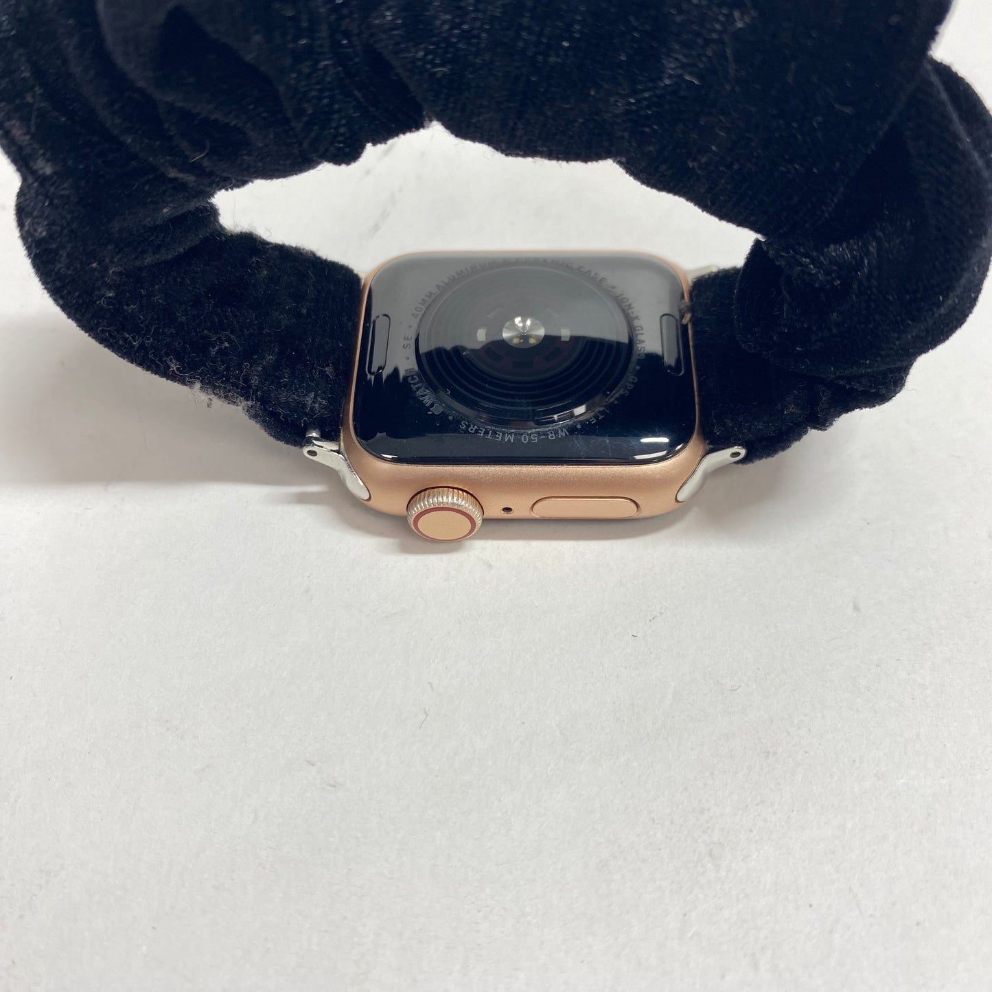 Unlocked Apple Watch SE 1st Gen 40MM Rose Gold Aluminum A2353