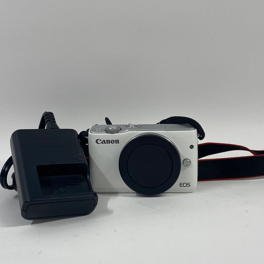 Canon EOS M10