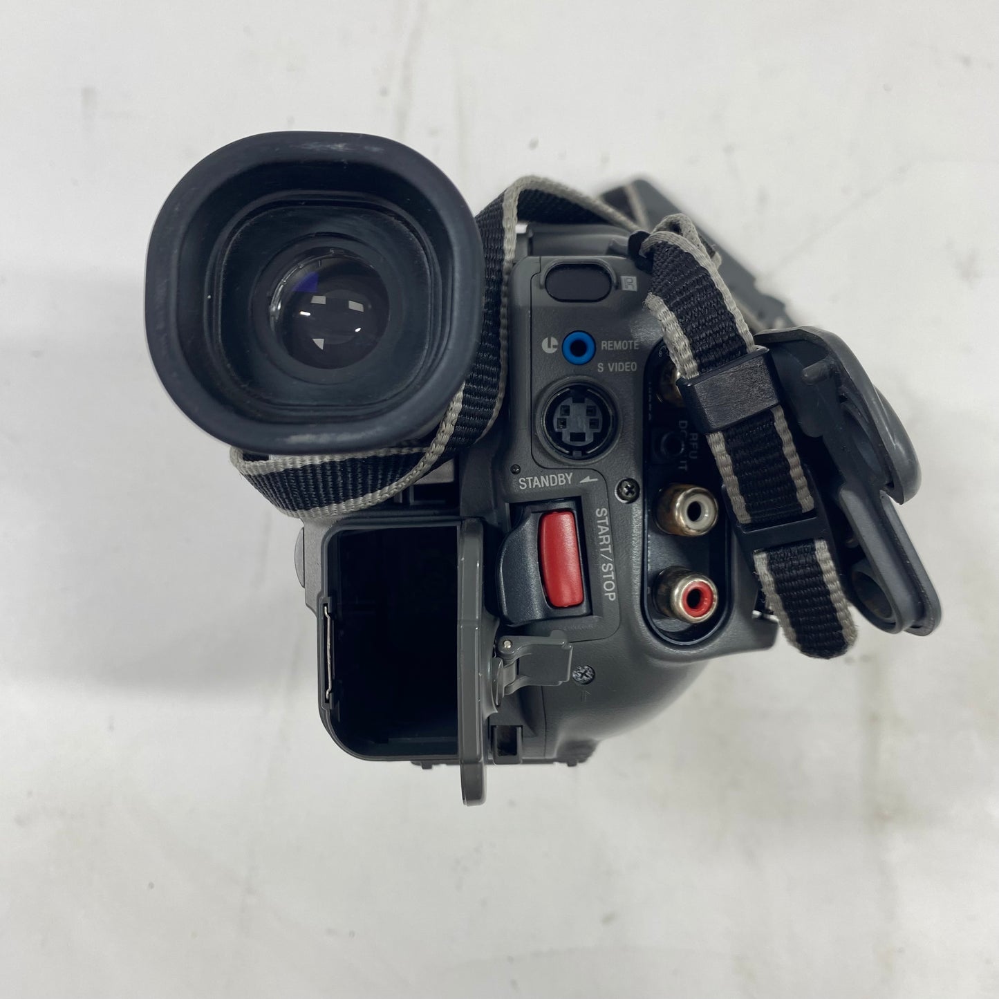 Sony Handycam Cassette Video Camcorder CCD-TR200