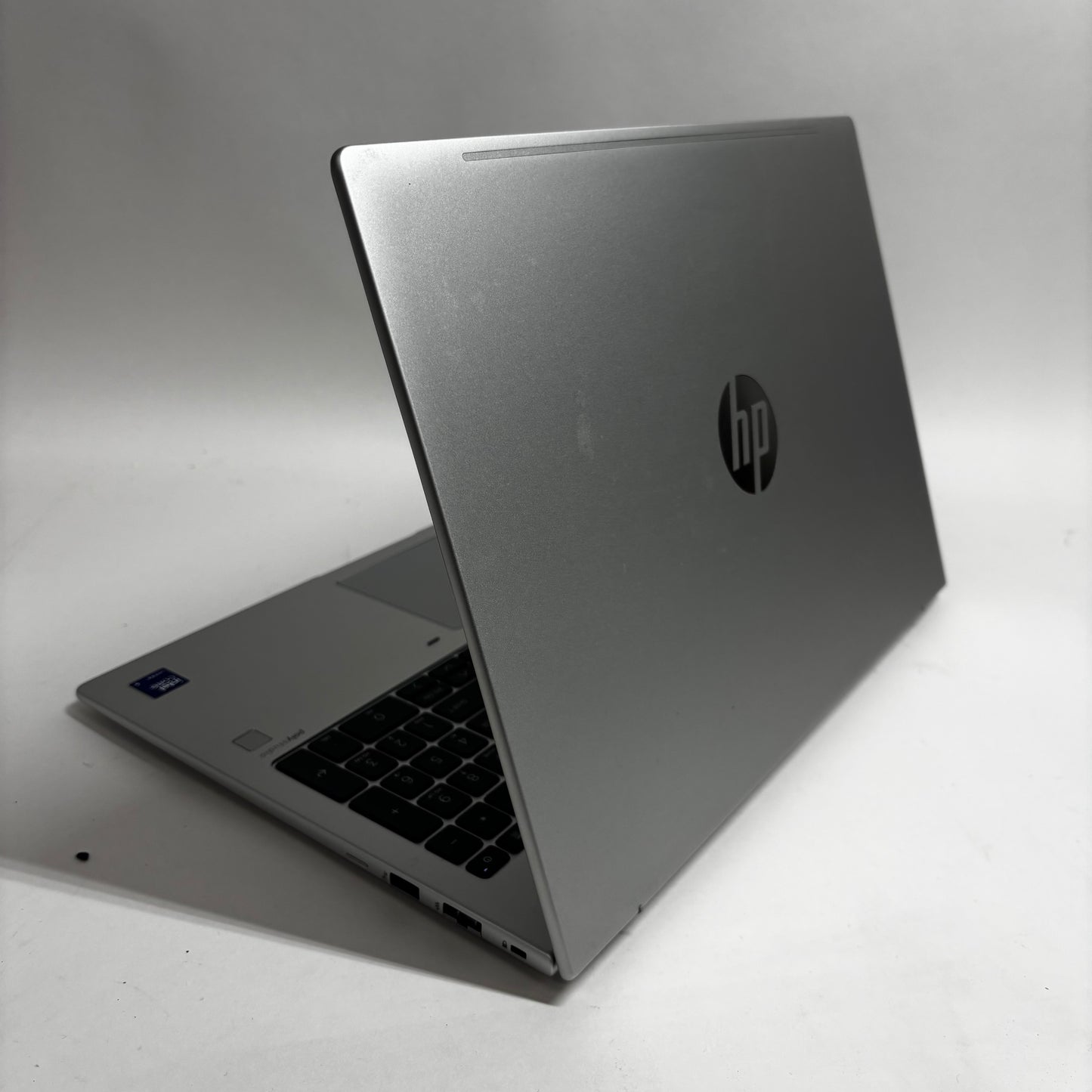 MDM LOCK HP ProBook 460 460 G11 Ultra 5 16GB RAM 256GB Intel Graphic