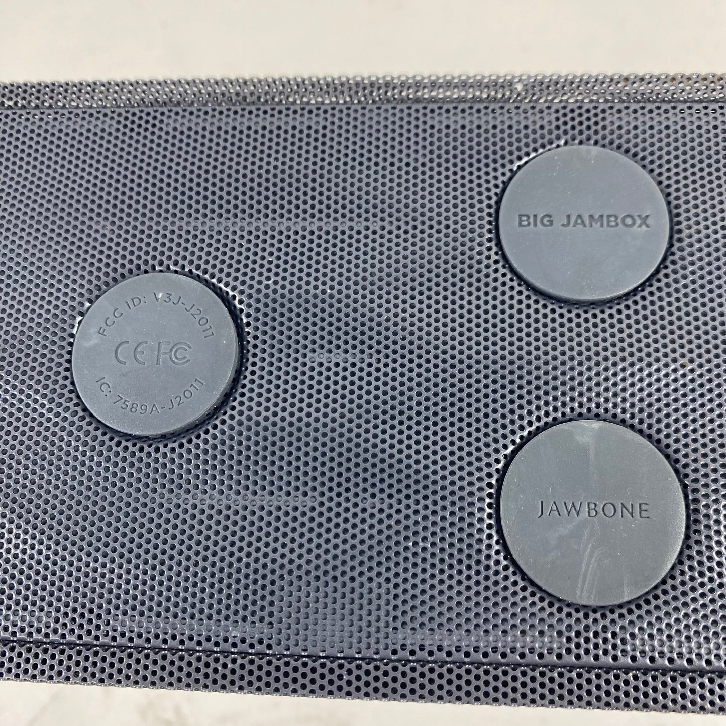 Jawbone J2011 Bluetooth Speaker Gray J2011