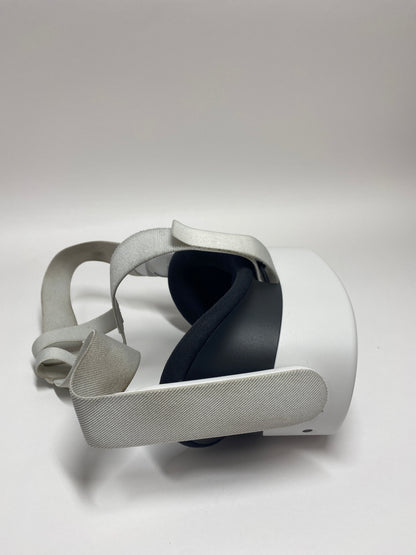 Meta Quest 3S 128GB Standalone All-in-One VR Headset P97