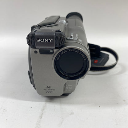 Sony Handycam Cassette Video Camcorder CCD-TR200