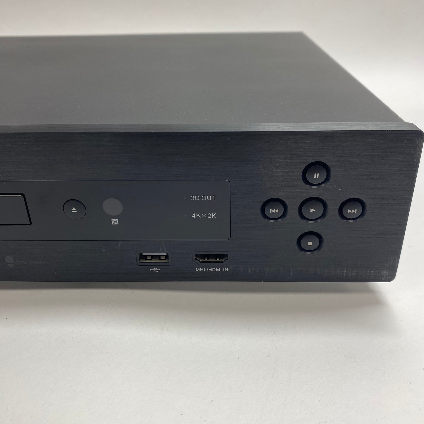 Oppo Blu-Ray Player with Remote and Cables Blu-Ray Player BDP-103D