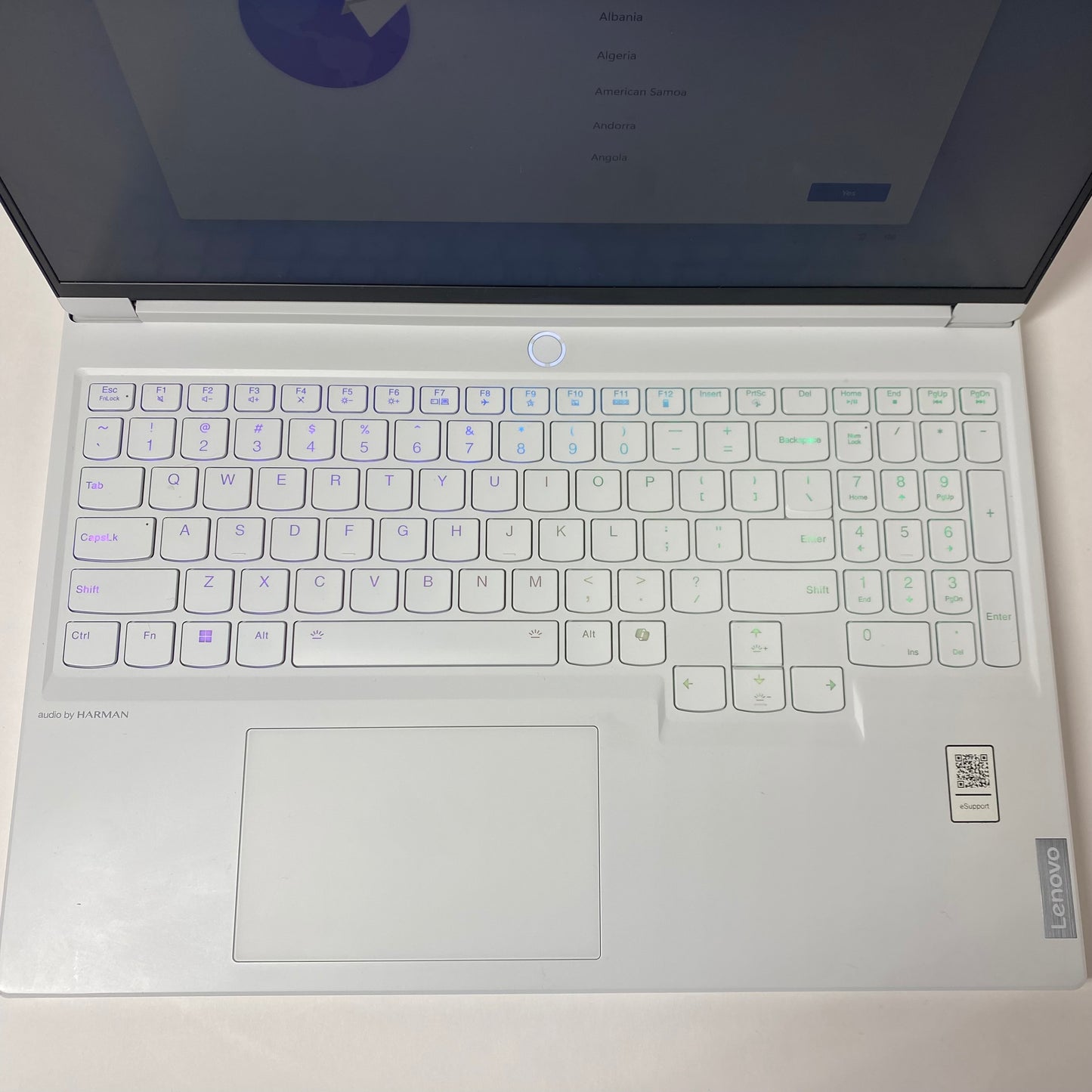 Lenovo Legion 7 16" i7-14700HX 4.0GHz 16GB RAM 1TB SSD GeForce RTX 4060